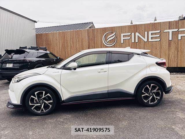 Toyota C-HR 2017-02 8741147-18