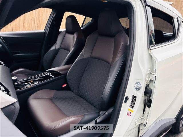 Toyota C-HR 2017-02 8741147-28