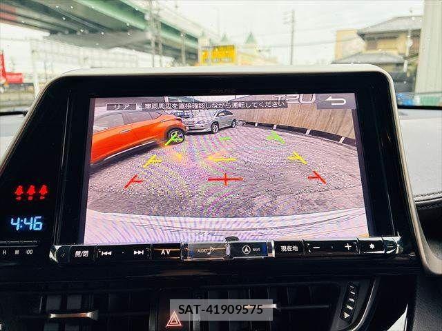 Toyota C-HR 2017-02 8741147-5