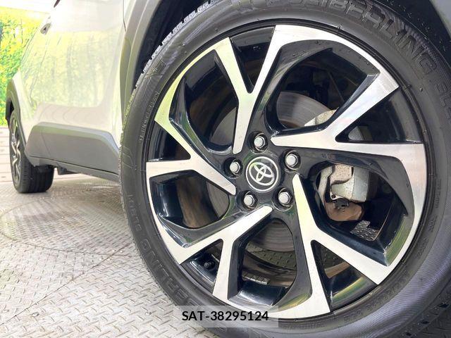 Toyota C-HR 2019-12 8741144-12