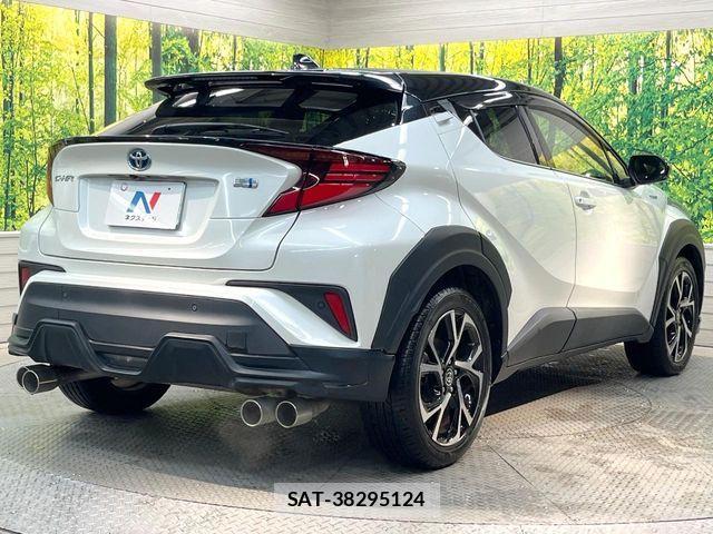 Toyota C-HR 2019-12 8741144-16