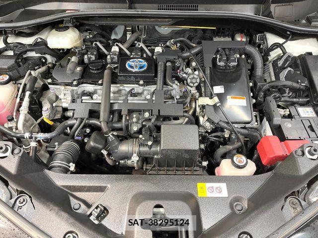 Toyota C-HR 2019-12 8741144-17