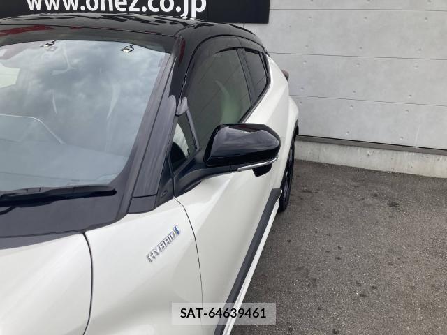 Toyota C-HR 2019-04 8741135-11