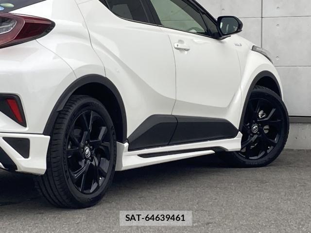 Toyota C-HR 2019-04 8741135-16