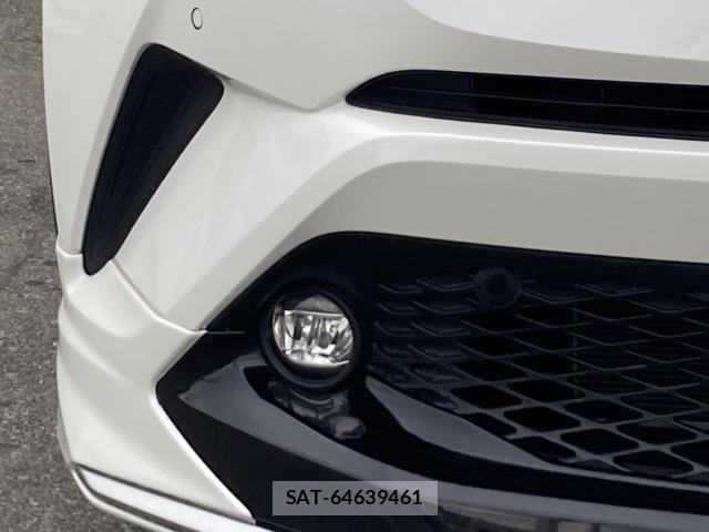 Toyota C-HR 2019-04 8741135-8
