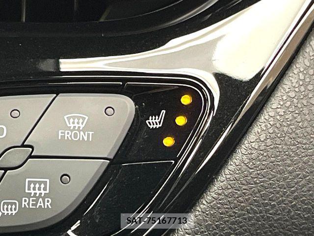 Toyota C-HR 2017-06 8741158-5