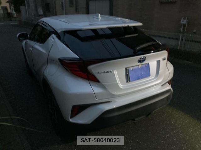 Toyota C-HR 2023-03 8741134-3