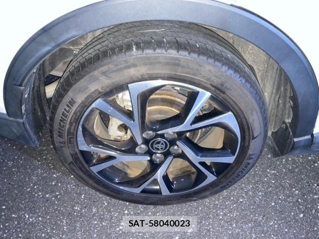 Toyota C-HR 2023-03 8741134-5