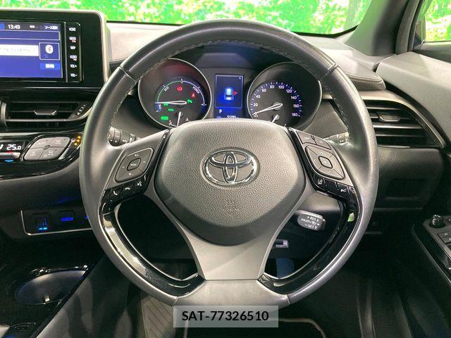 Toyota C-HR 2019-09 8779735-12