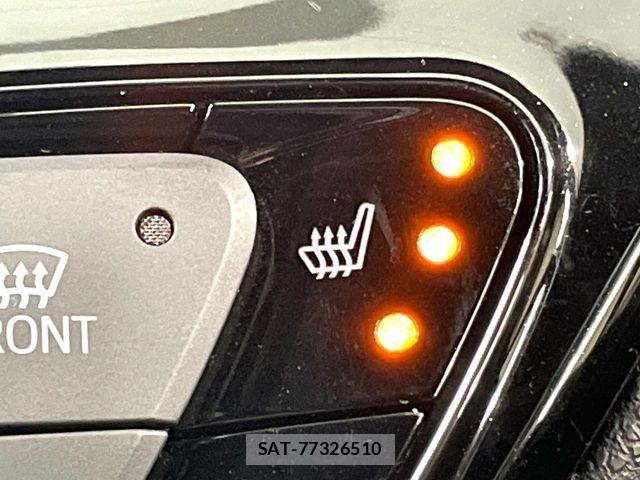 Toyota C-HR 2019-09 8779735-6