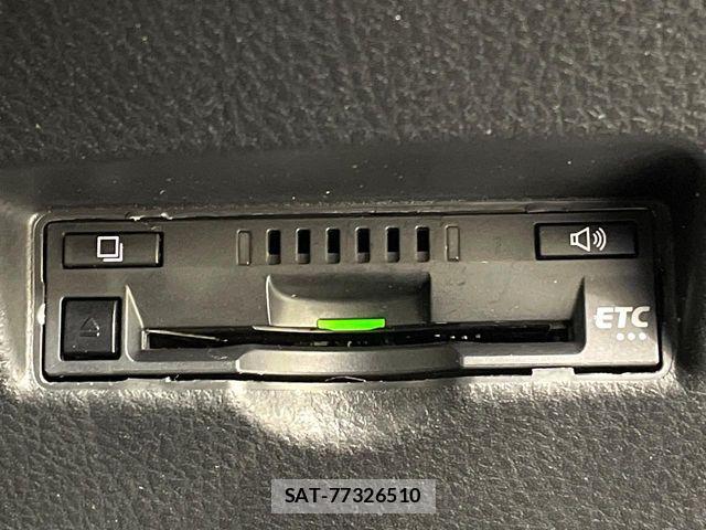 Toyota C-HR 2019-09 8779735-7