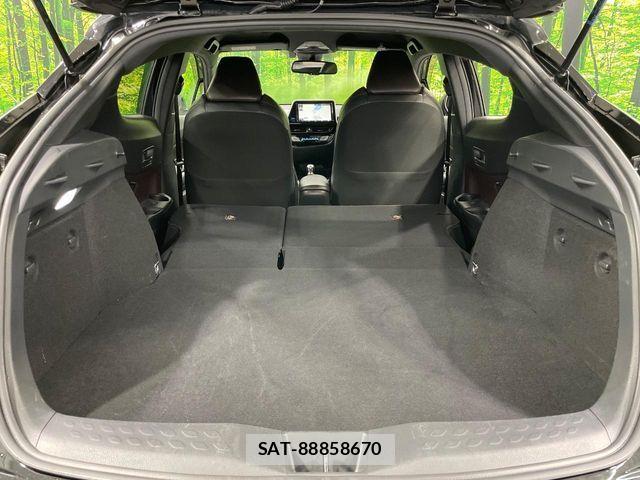 Toyota C-HR 2017-09 8779742-10