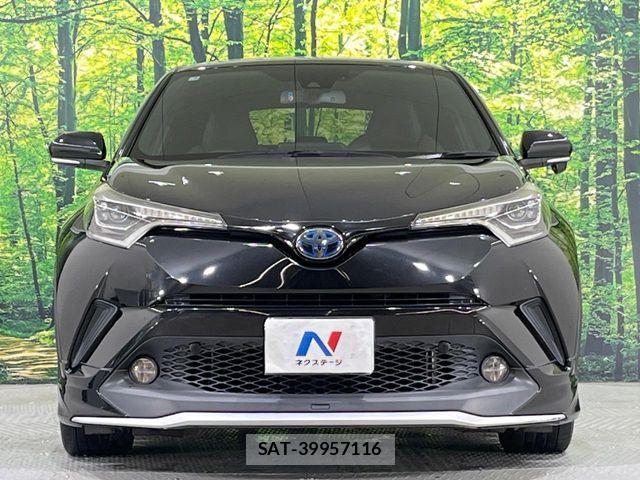 Toyota C-HR 2017-05 8779741-14
