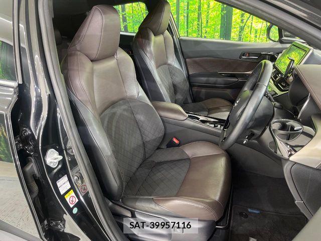 Toyota C-HR 2017-05 8779741-8