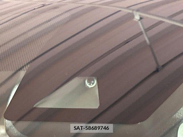 Toyota C-HR 2017-09 8779738-3