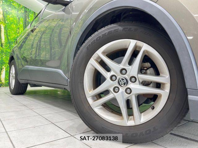 Toyota C-HR 2020-04 8779739-12
