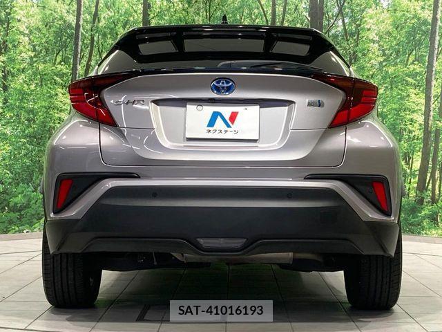 Toyota C-HR 2021-01 8795479-14