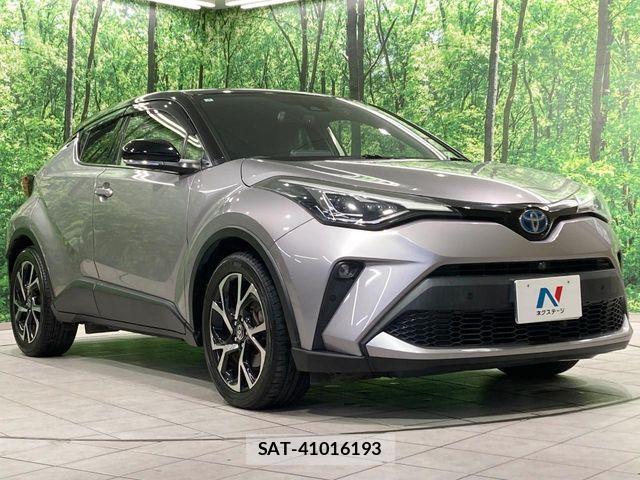Toyota C-HR 2021-01 8795479-15