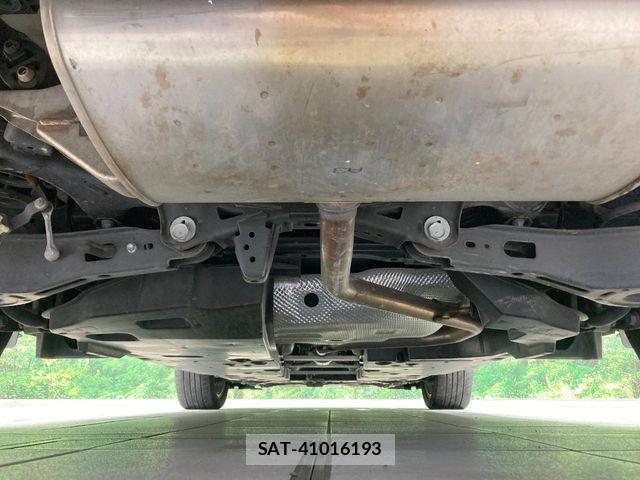 Toyota C-HR 2021-01 8795479-18