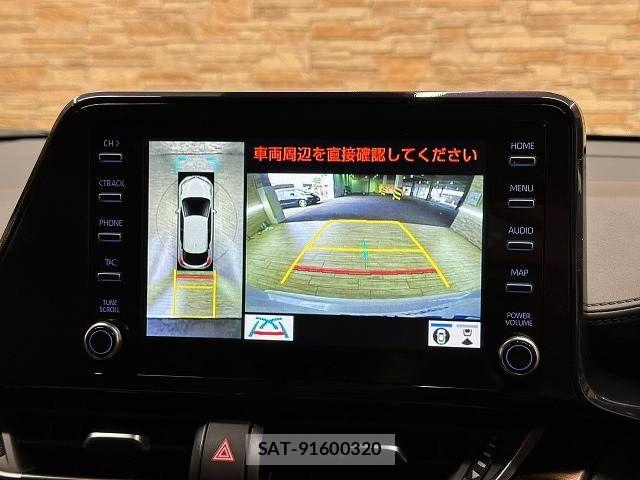 Toyota C-HR 2021-10 8795476-3