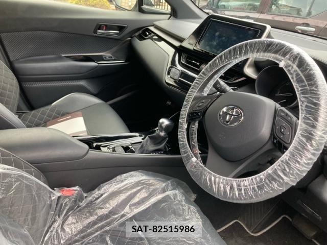 Toyota C-HR 2019-05 8795483-22