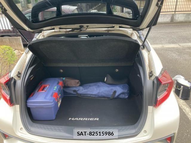 Toyota C-HR 2019-05 8795483-8