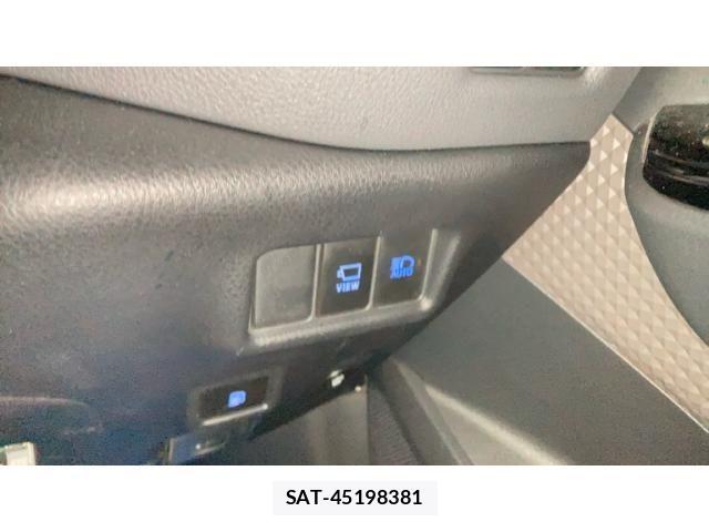 Toyota C-HR 2020-12 8795480-21