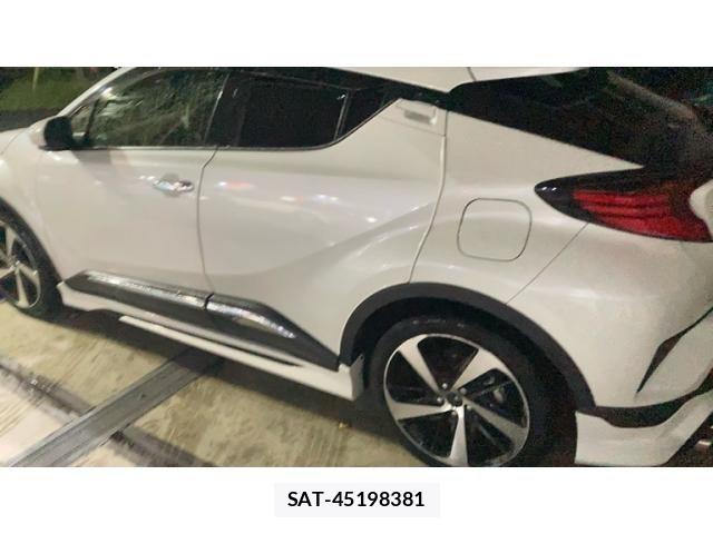 Toyota C-HR 2020-12 8795480-5