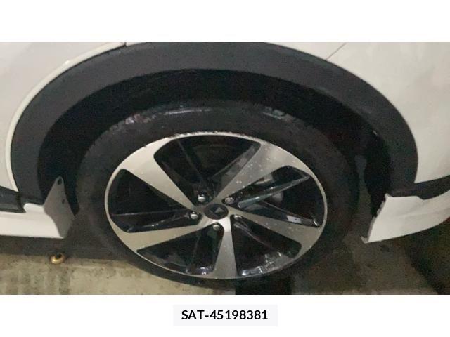 Toyota C-HR 2020-12 8795480-6