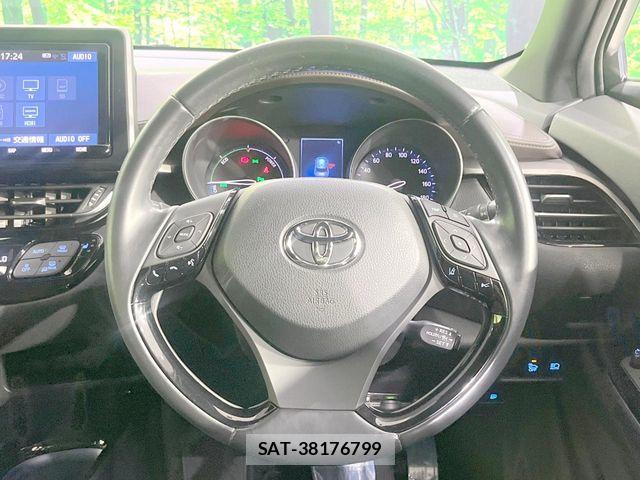Toyota C-HR 2019-06 8795481-10