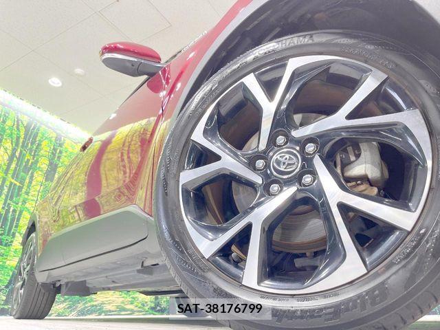 Toyota C-HR 2019-06 8795481-12