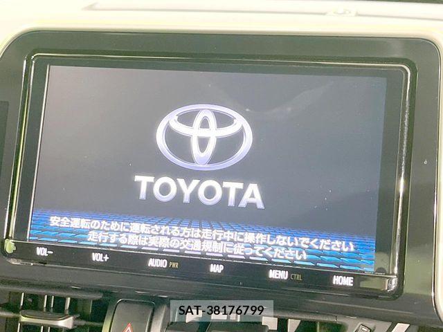 Toyota C-HR 2019-06 8795481-2