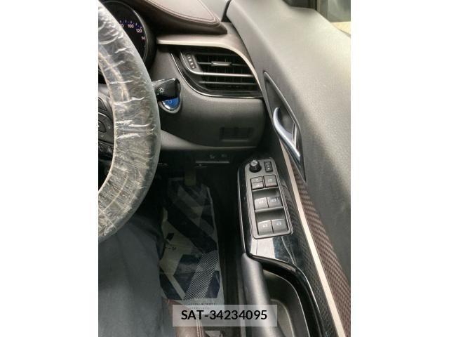 Toyota C-HR 2019-02 8795485-15