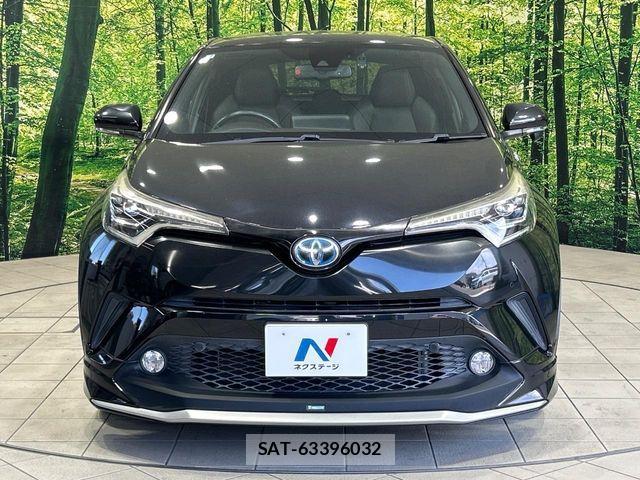 Toyota C-HR 2017-02 8795484-13