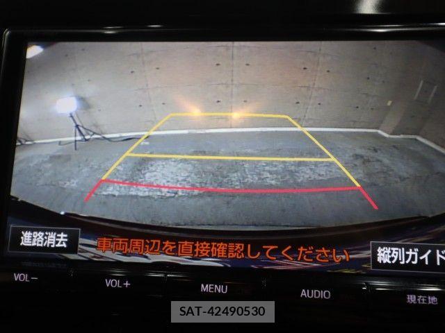 Toyota C-HR 2017-02 8795486-16