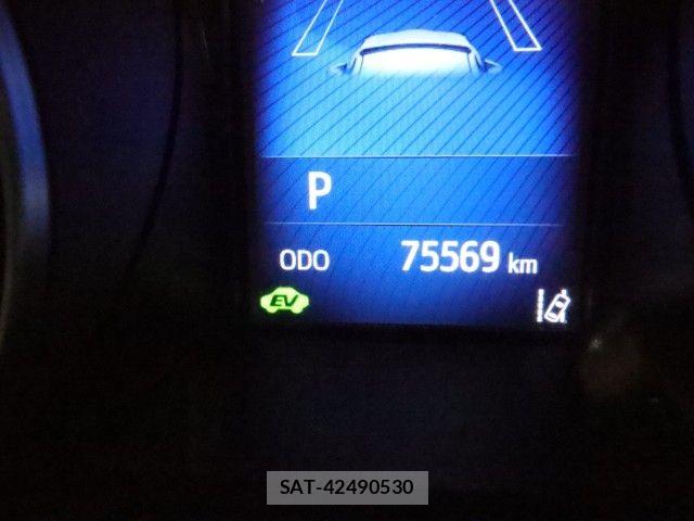 Toyota C-HR 2017-02 8795486-28