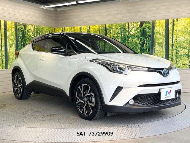 Toyota C-HR 2017-11 8828217-15