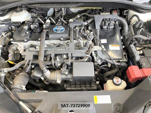 Toyota C-HR 2017-11 8828217-17