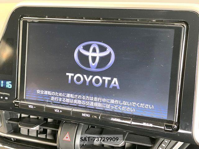 Toyota C-HR 2017-11 8828217-2