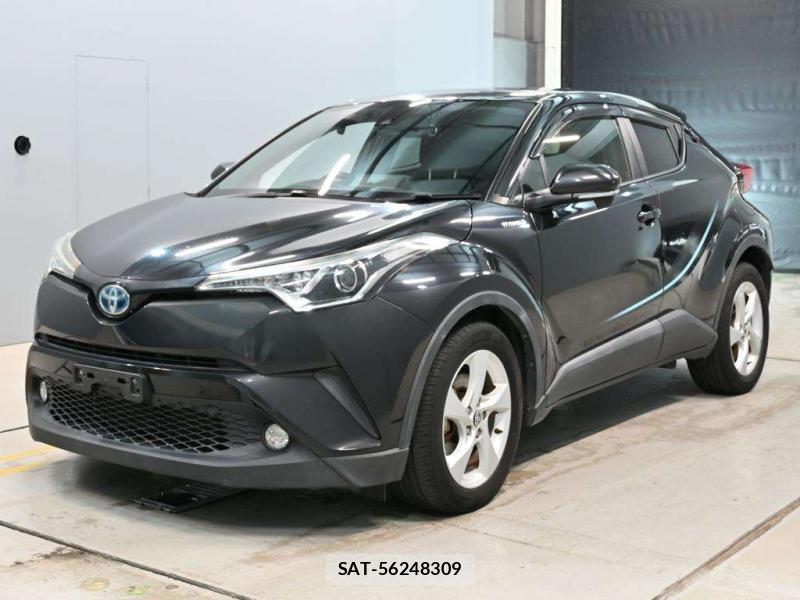 Toyota C-HR 2017-08 8830514-0