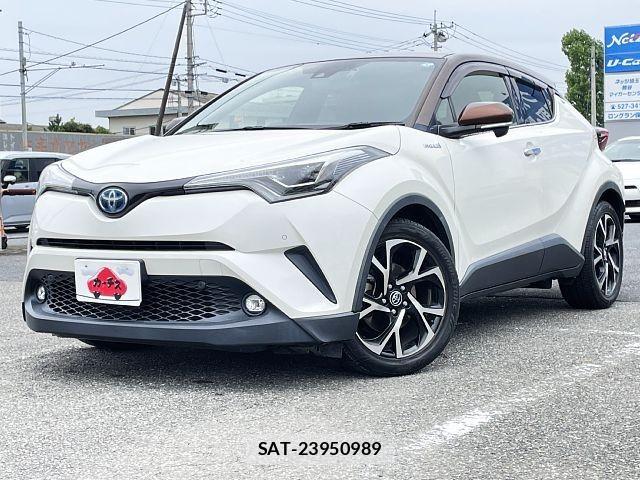 Toyota C-HR 2019-02 8828215-0