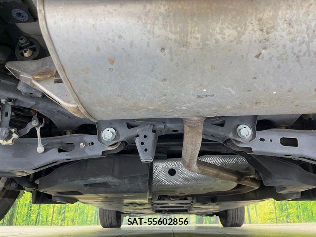 Toyota C-HR 2021-08 8828213-18