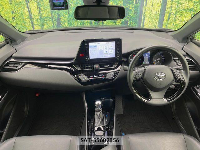 Toyota C-HR 2021-08 8828213-1