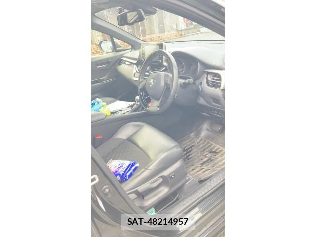 Toyota C-HR 2021-03 8828214-9