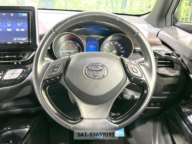 Toyota C-HR 2018-05 8828216-8