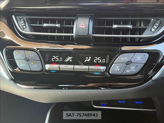Toyota C-HR 2020-10 8848452-24