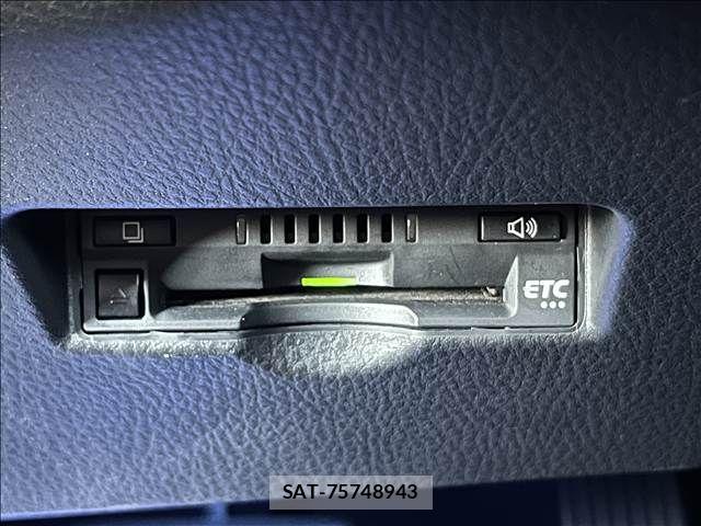 Toyota C-HR 2020-10 8848452-28