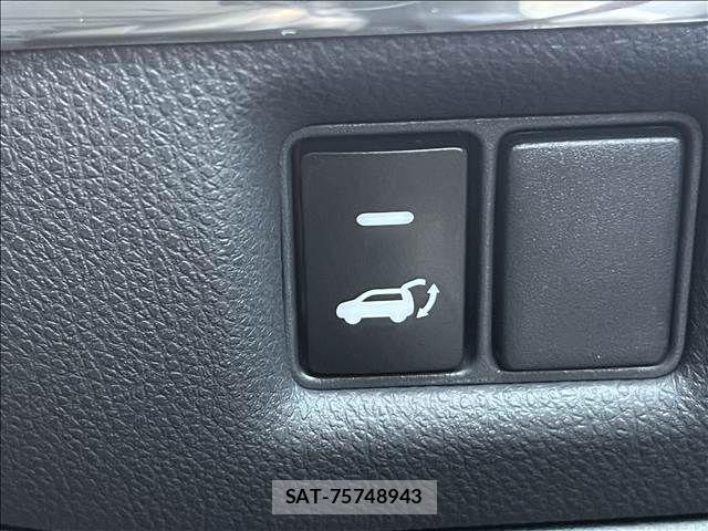 Toyota C-HR 2020-10 8848452-29