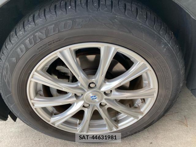Toyota C-HR 2017-03 8848461-10