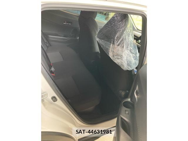 Toyota C-HR 2017-03 8848461-15